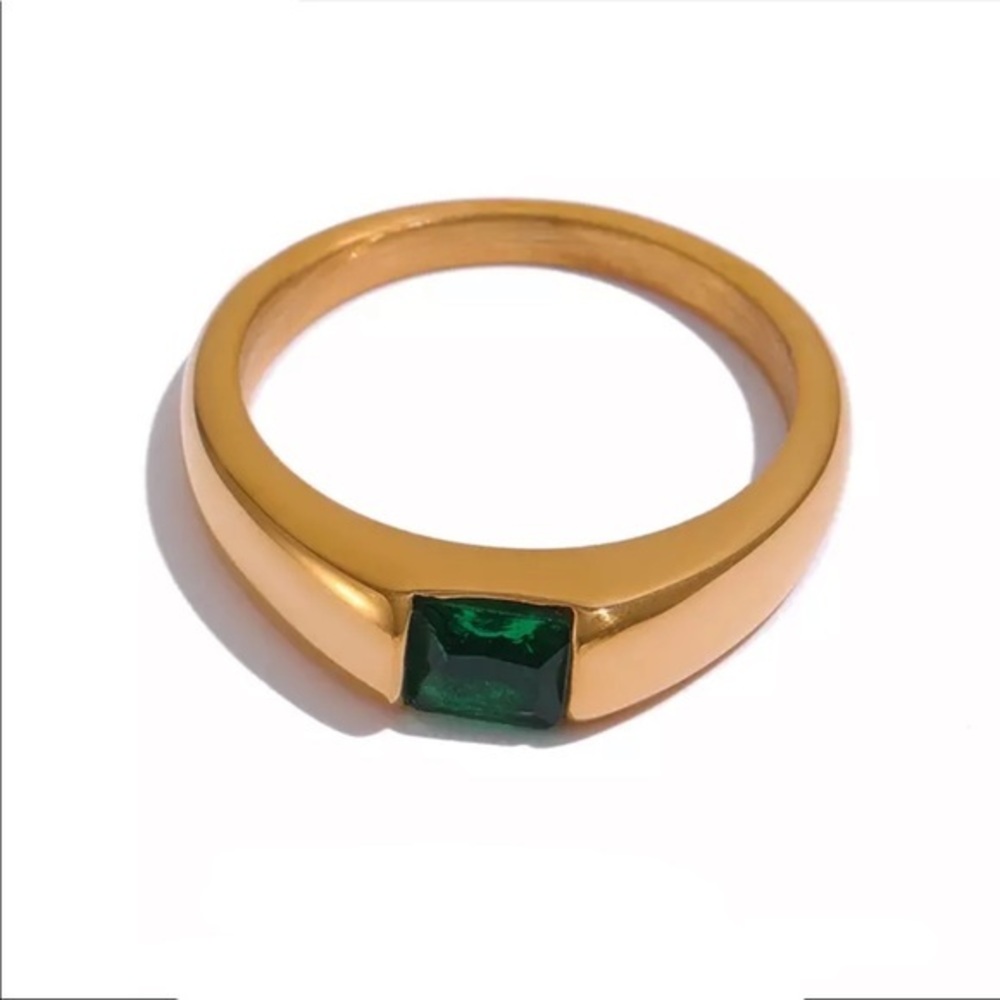 18K Gold Plated Green Cubic Zirconia Ring